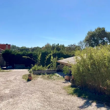 Casa de Férias Maisons Mitoyennes En Campagne Girondine *